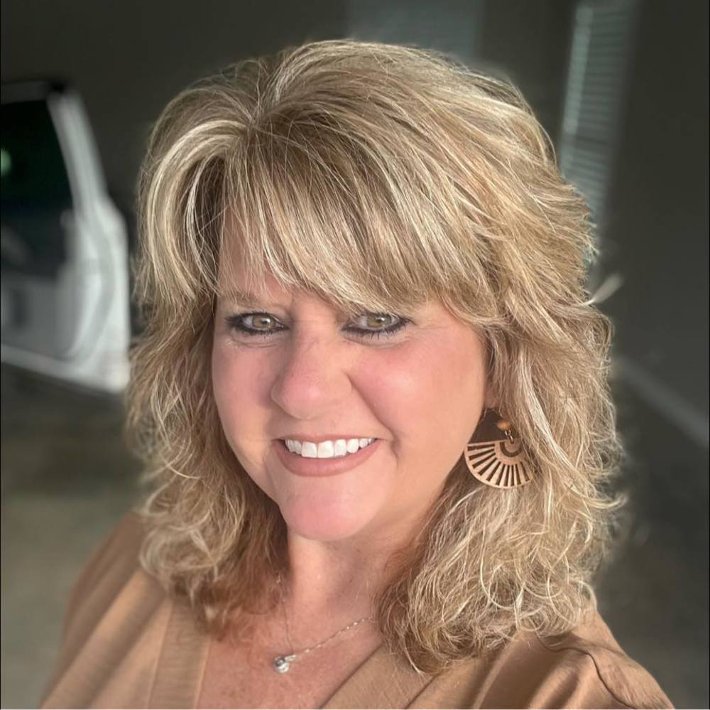 Meet your Posher, Renee